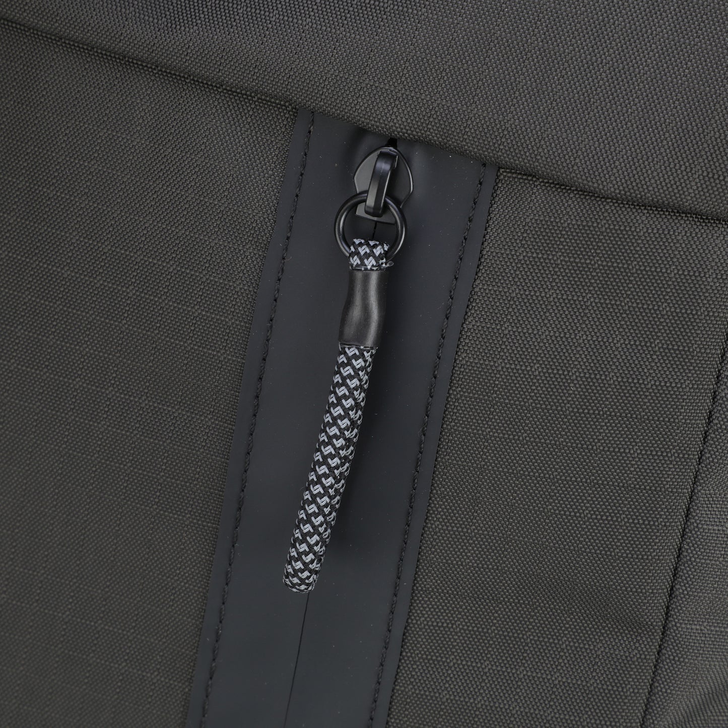 Rucksack Sebastian 4010003346 von Strellson