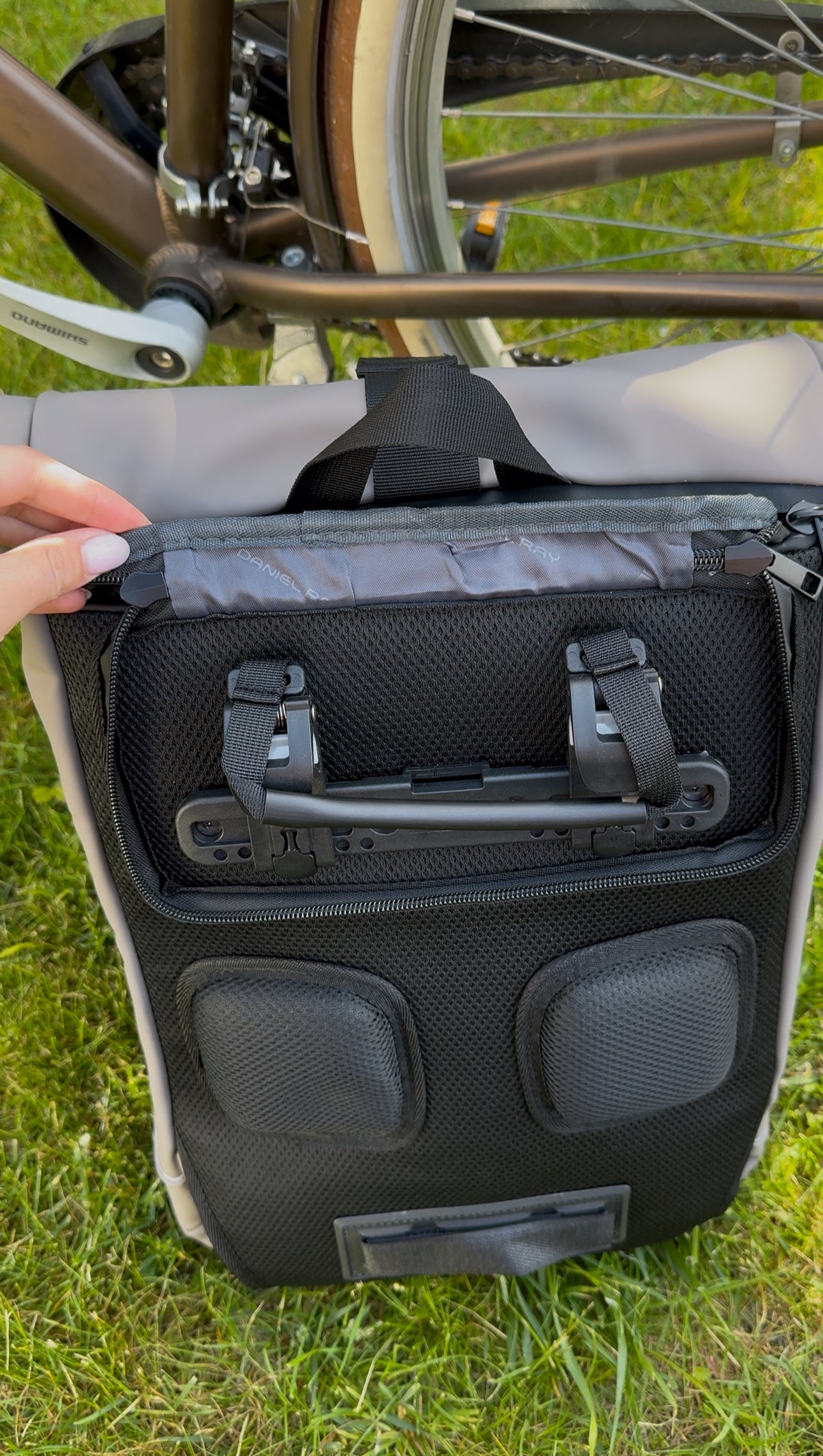 Fahrrad Rucksack Mount Isa DRS25.1616 von Daniel Ray