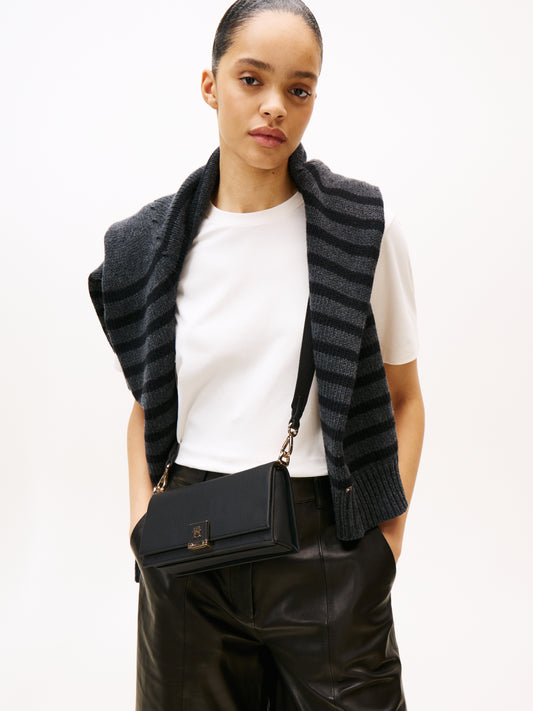 Schultertasche TH Her AW0AW17949 von Tommy Hilfiger