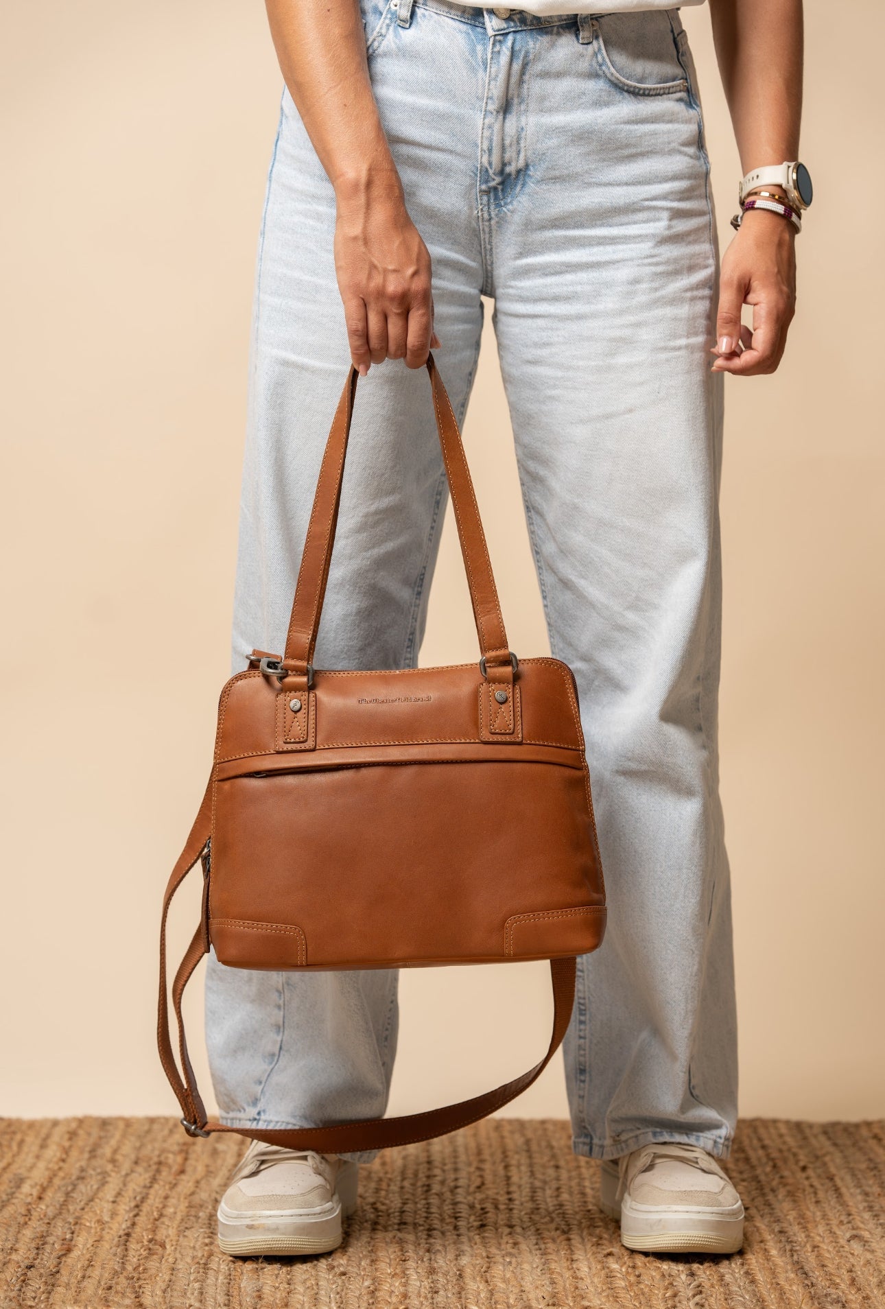 Schultertasche Belgrado C48.1340 von The Chesterfield Brand - Laure Bags and Travel