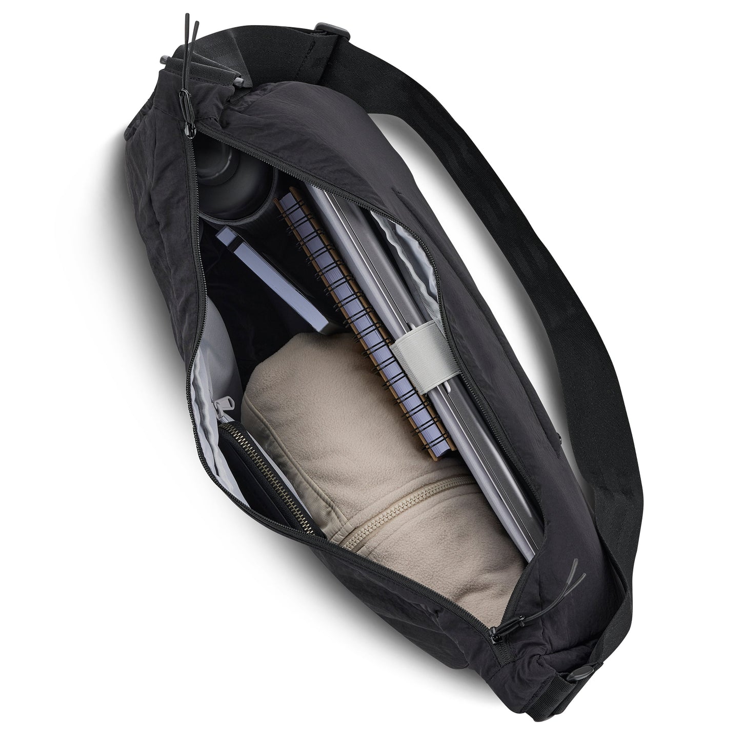Umhängetasche Half Moon Kaia Large JOHN00903 von Johnny Urban - Laure Bags and Travel