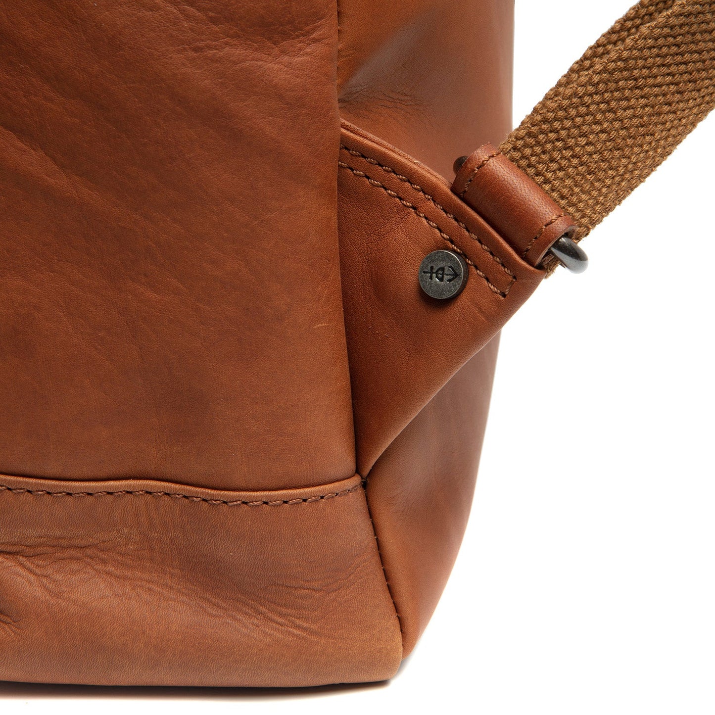 Backpack Manchester Cow Wax Pull Up - Laure Bags and Travel
