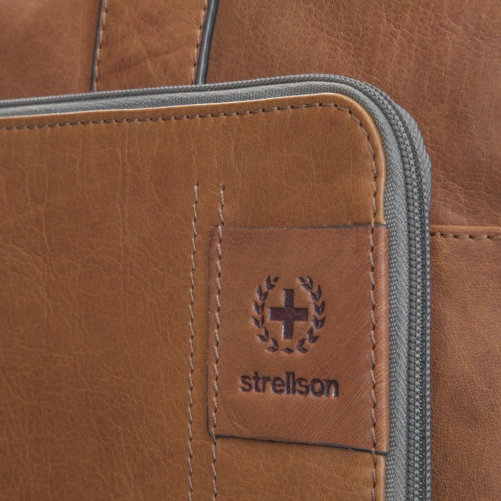 Briefbag - Laure Bags and Travel