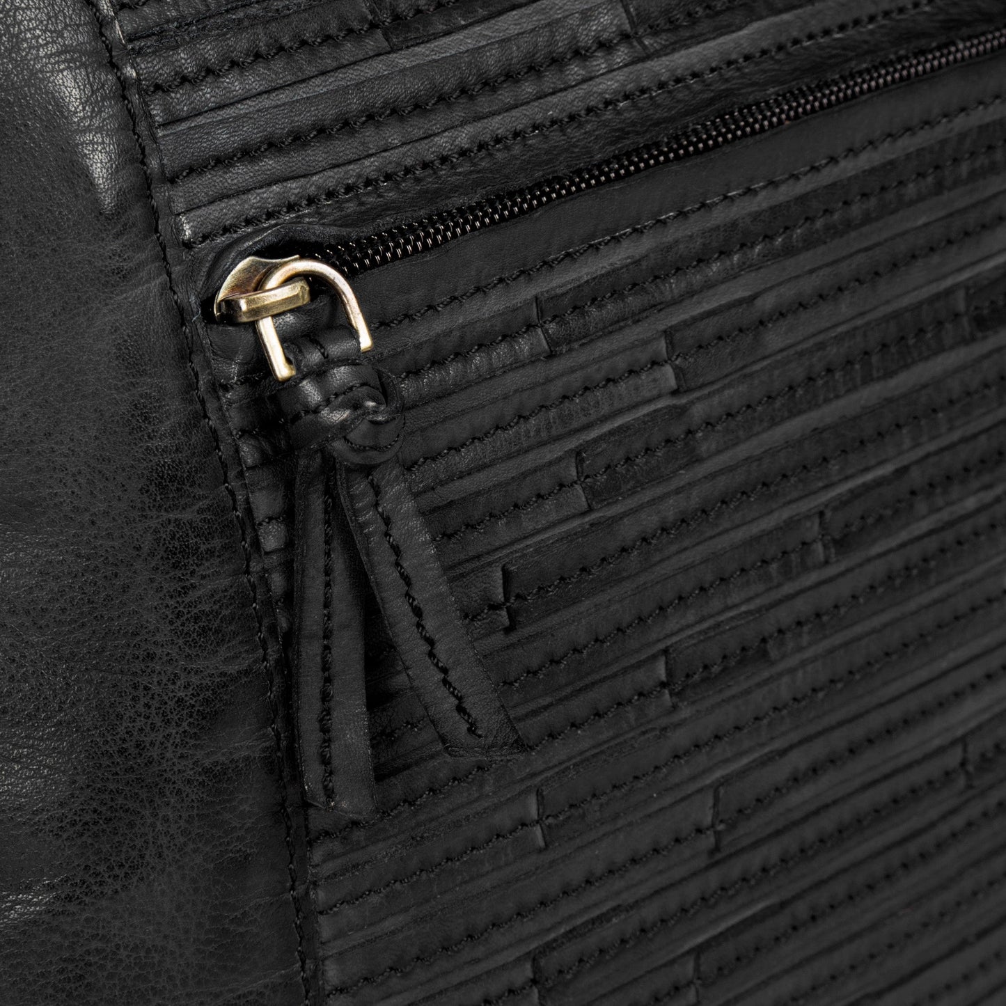 "Chantal" 12.1211 Schultertasche banana 34x5x34cm von Justified - Laure Bags and Travel