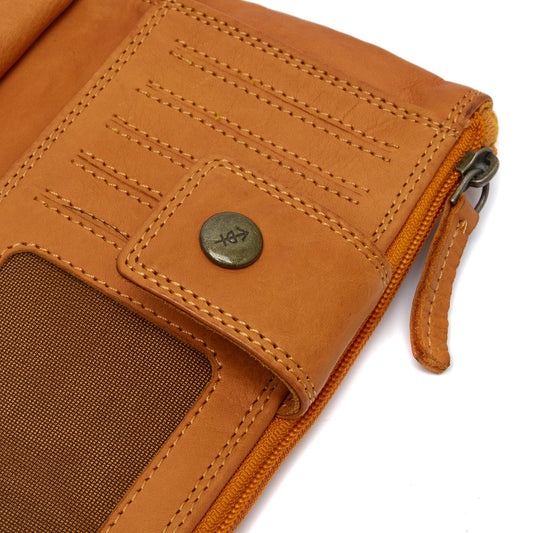 Damenbörse Fresno C08.0508 von The Chesterfield Brand - Laure Bags and Travel