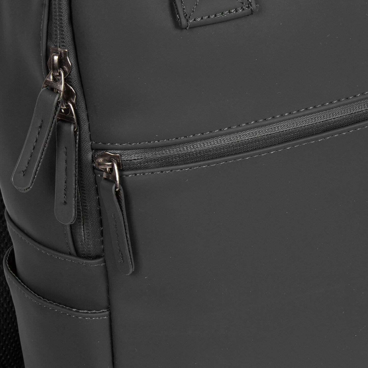 "Harper" backpack box laptop comp 12L 28x8x45cm - Laure Bags and Travel
