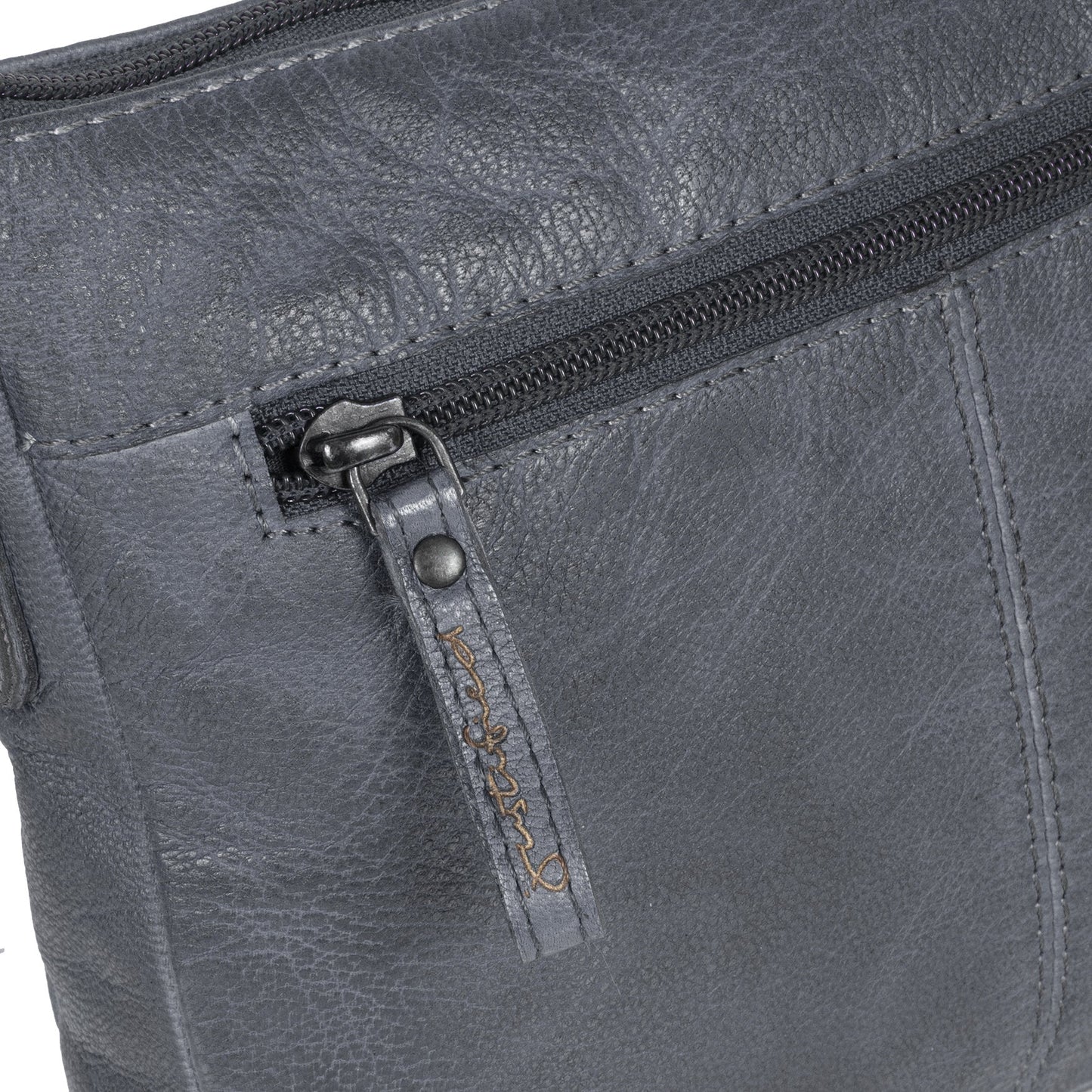 "Isabel" 12.1350 Schultertasche small 22x5x20cm von Justified - Laure Bags and Travel