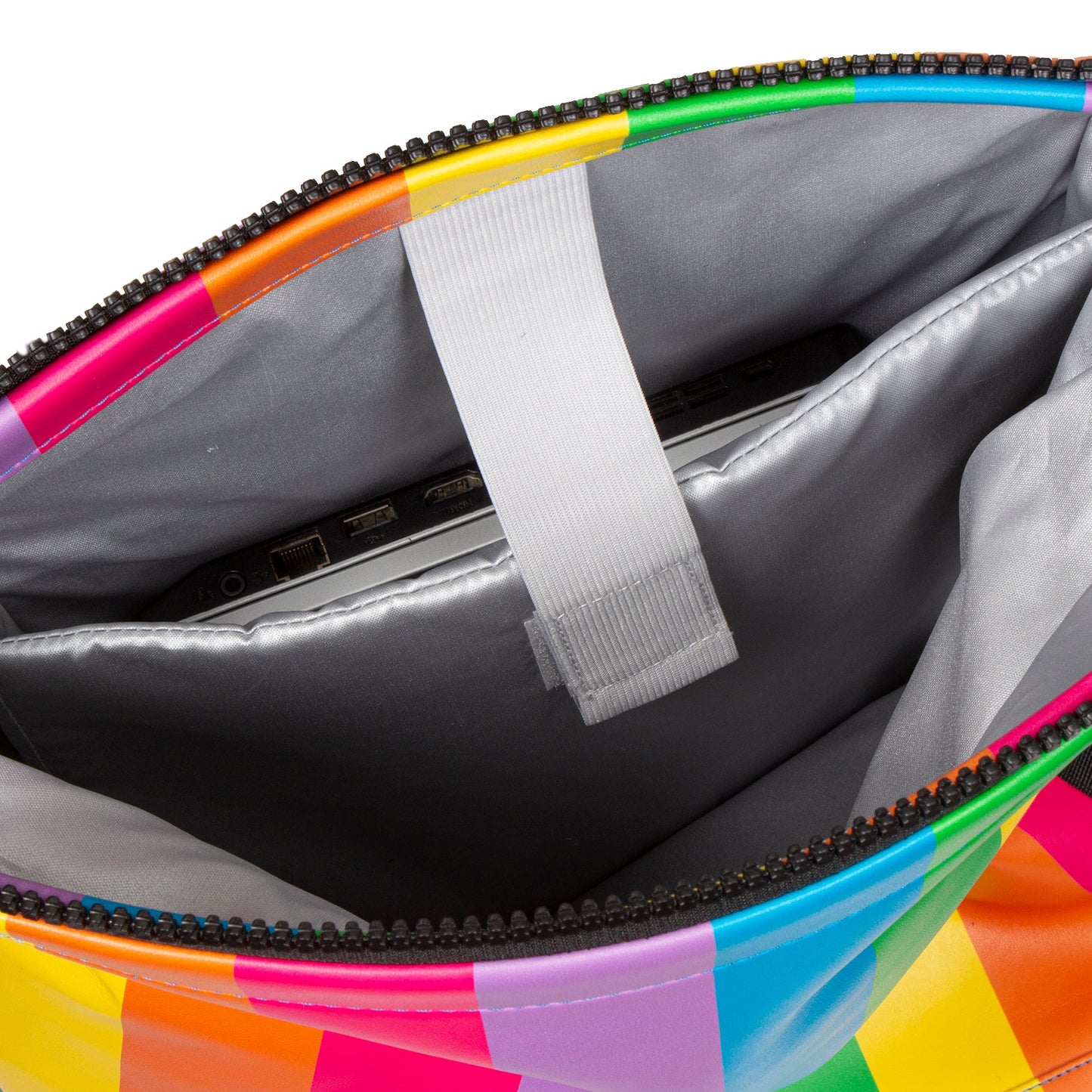 "Mart - Rainbow" Rucksack 16L 51.1309 von New Rebels - Laure Bags and Travel