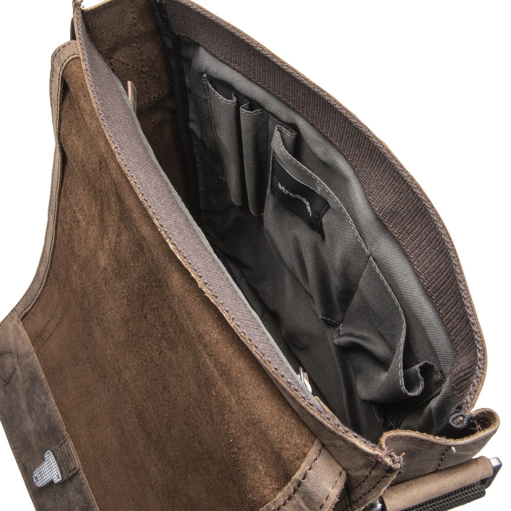 Messenger - Laure Bags and Travel