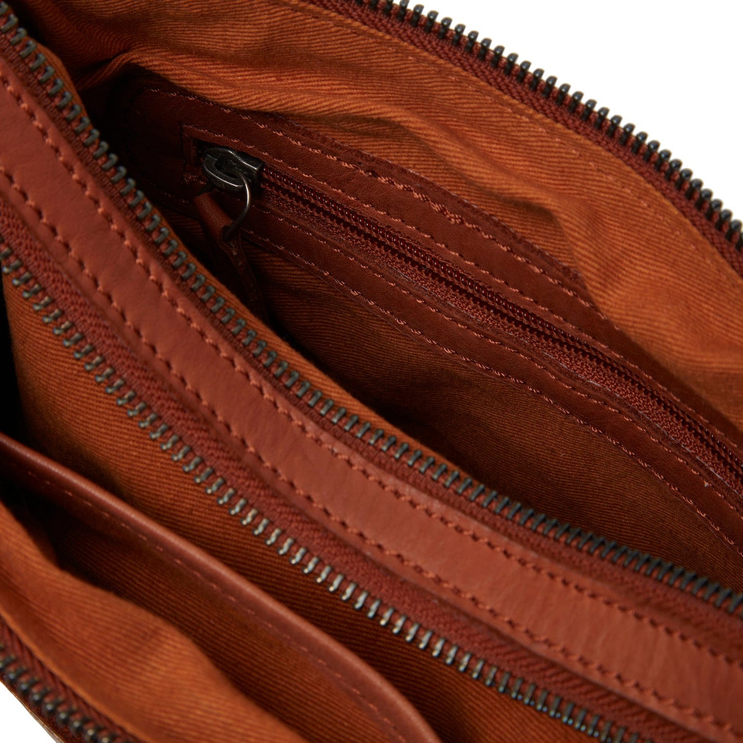 Schultertasche Caroline washed waxed pull up Leder von The Chesterfield Brand - Laure Bags and Travel