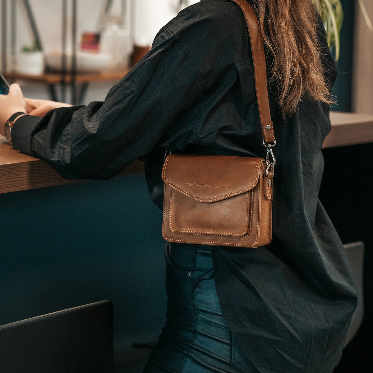 Schultertasche 'Sutton' C48.1198 von The Chesterfield Brand - Laure Bags and Travel