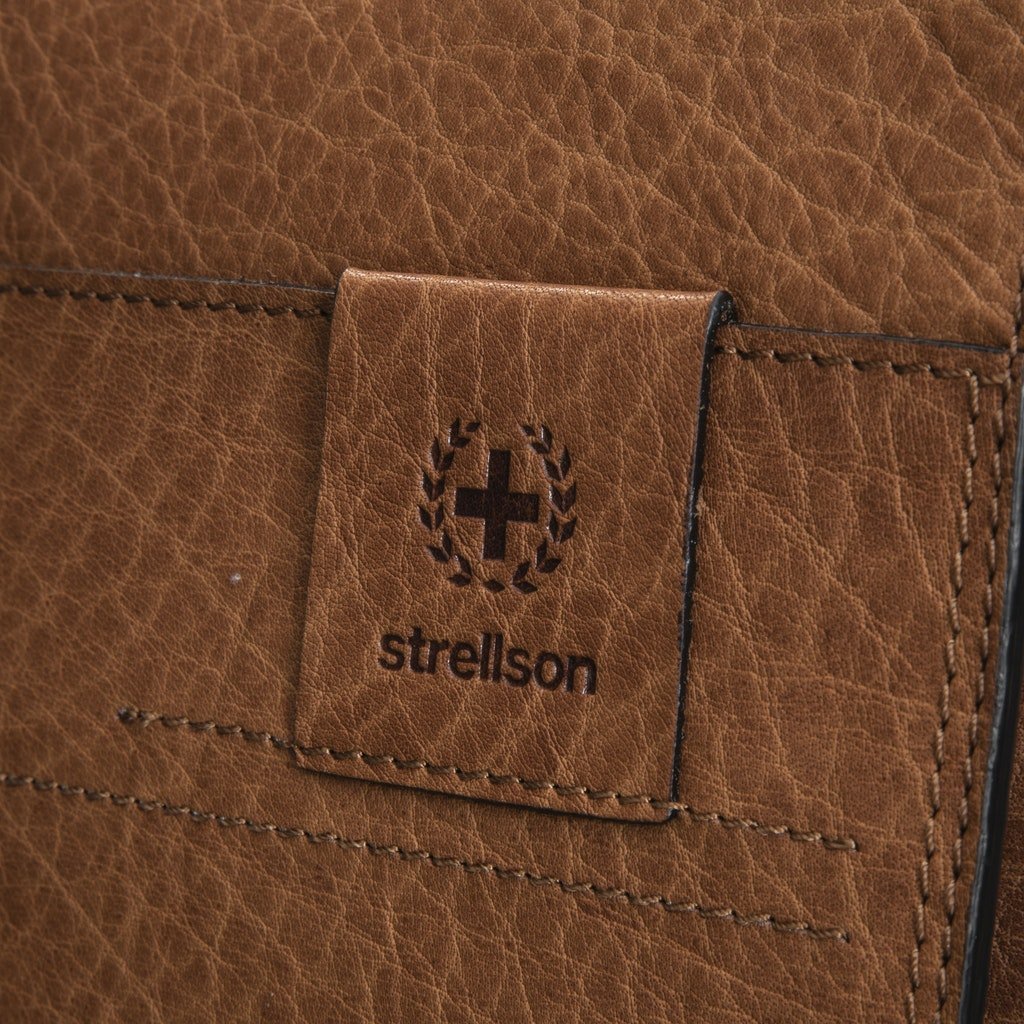 Shoulderbag - Laure Bags and Travel