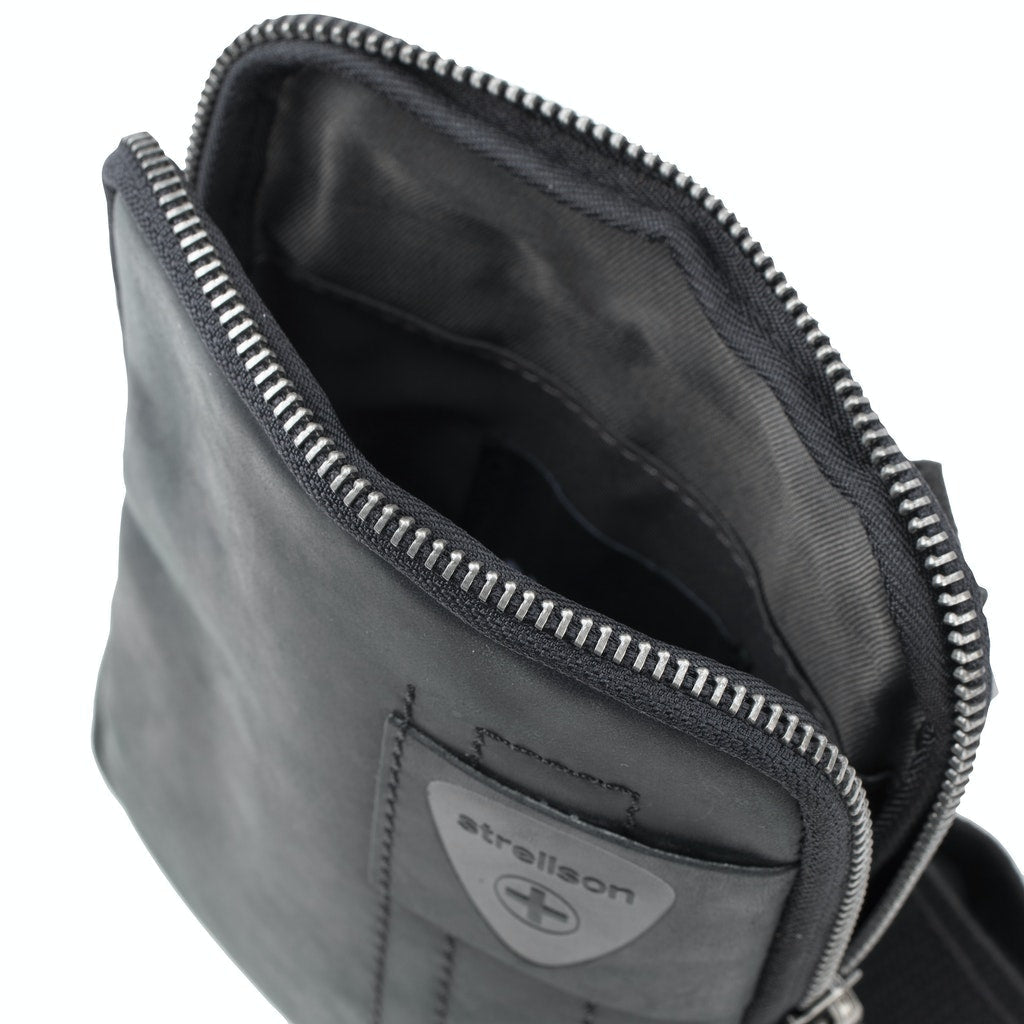 Shoulderbag - Laure Bags and Travel