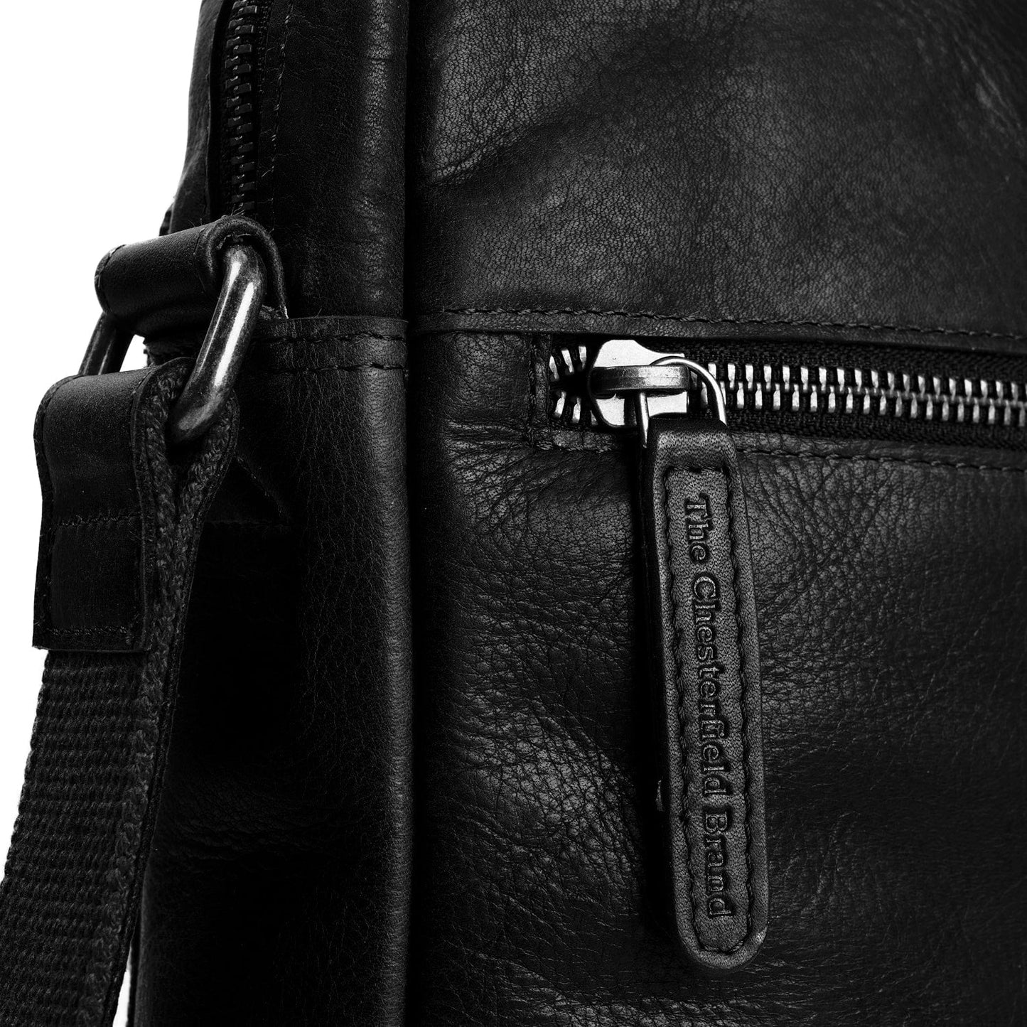 Shoulderbag Dessau Cow Wax Pull Up - Laure Bags and Travel