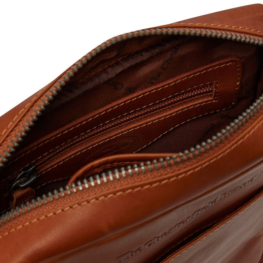 Shoulderbag Saba Cow Wax Pull Up - Laure Bags and Travel