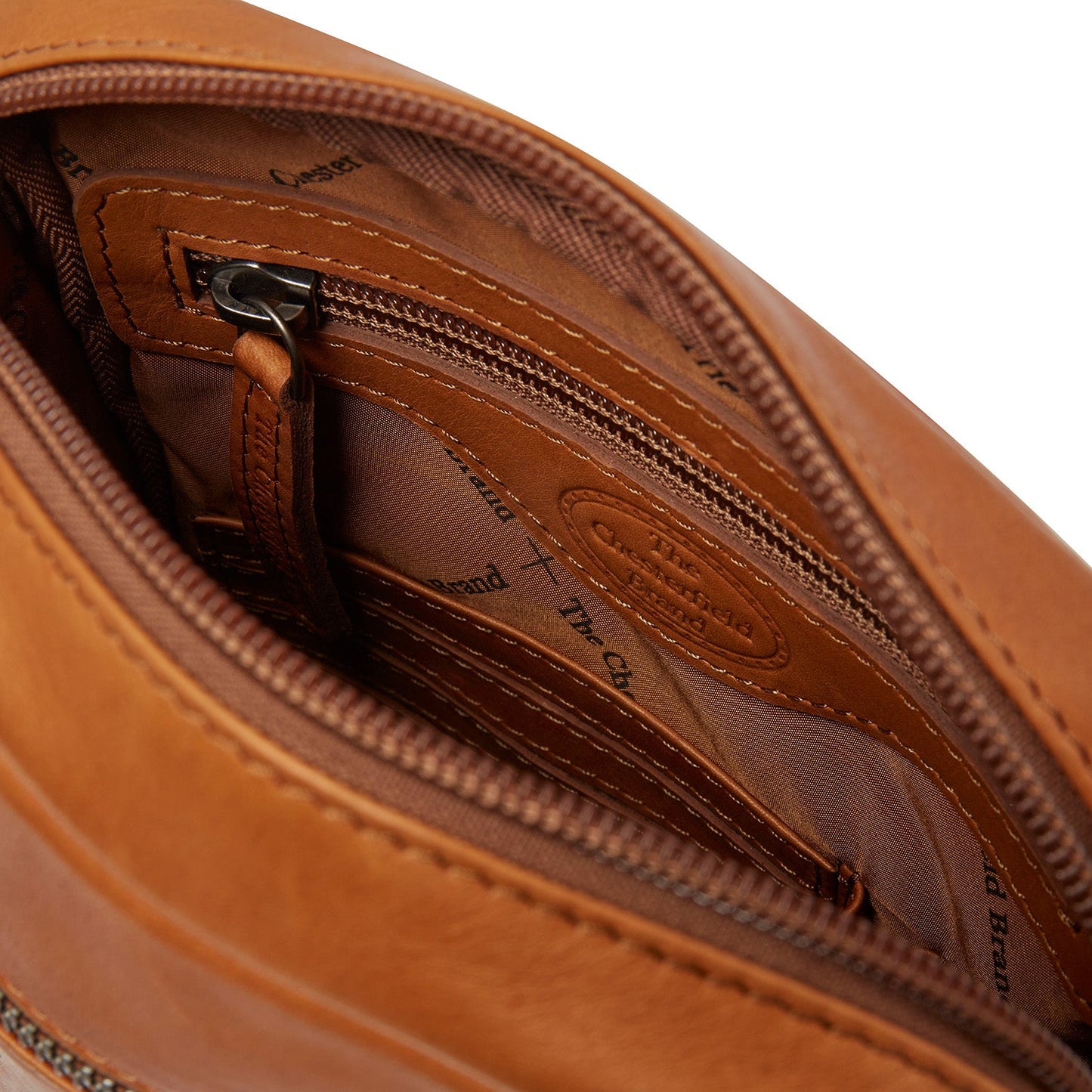 Shoulderbag Tupa Cow Wax Pull Up - Laure Bags and Travel