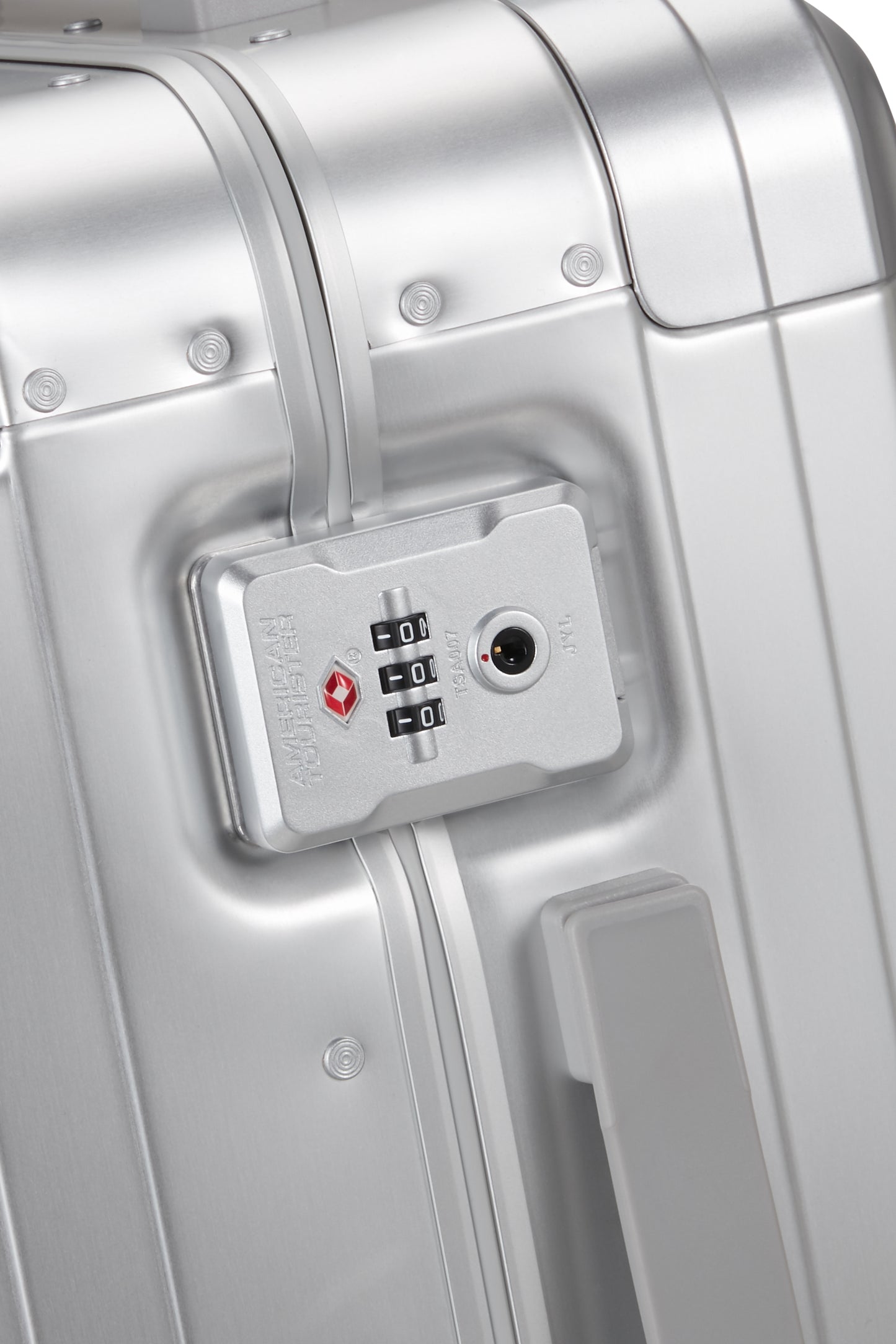 SOUNDBOX ALU Spinner mit 4 Rollen Hartschalengepäck von American Tourister