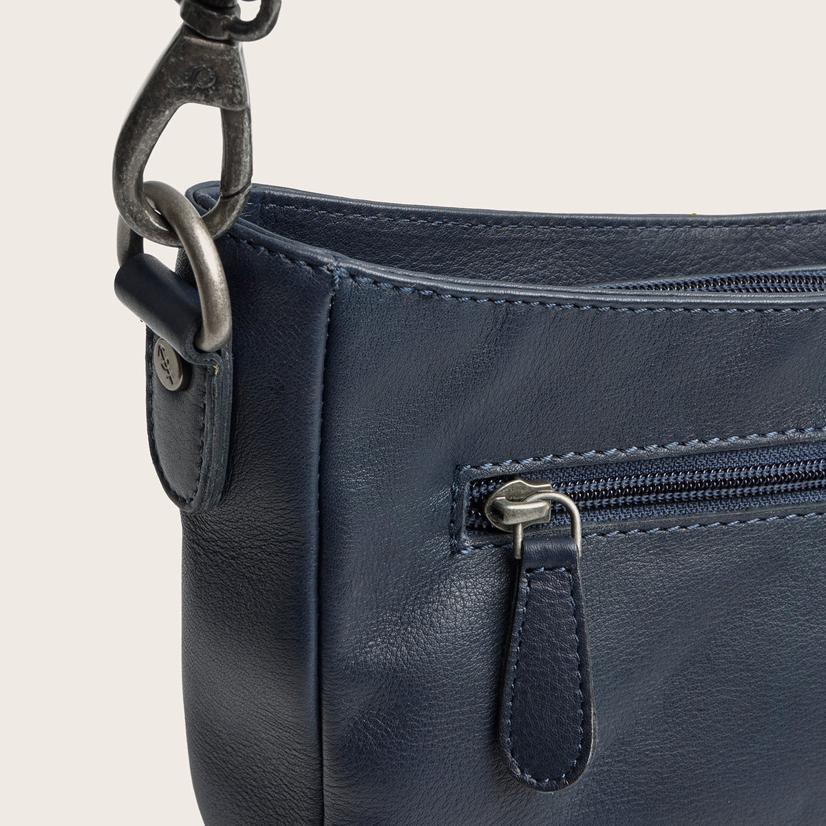 Schultertasche Maris C48.1436 von The Chesterfield Brand - Laure Green