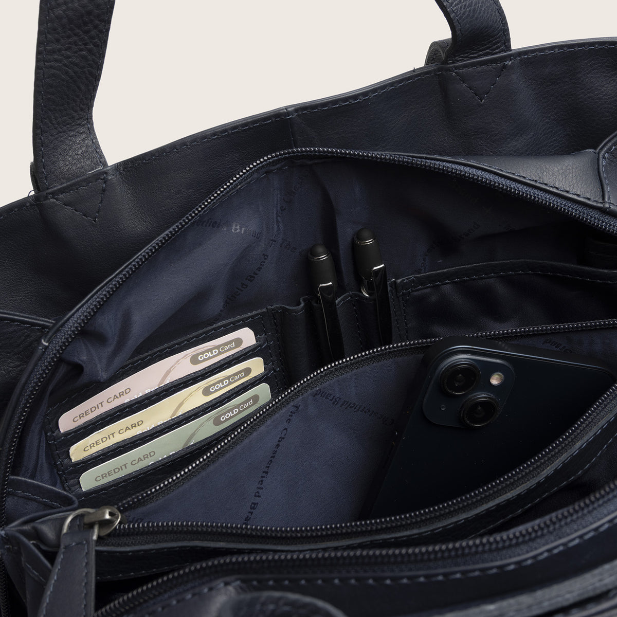 Schultertasche Nerissa C48.1437 von The Chesterfield Brand - Laure Green