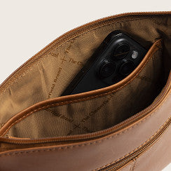 Schultertasche Harlan C48.1440 von The Chesterfield Brand