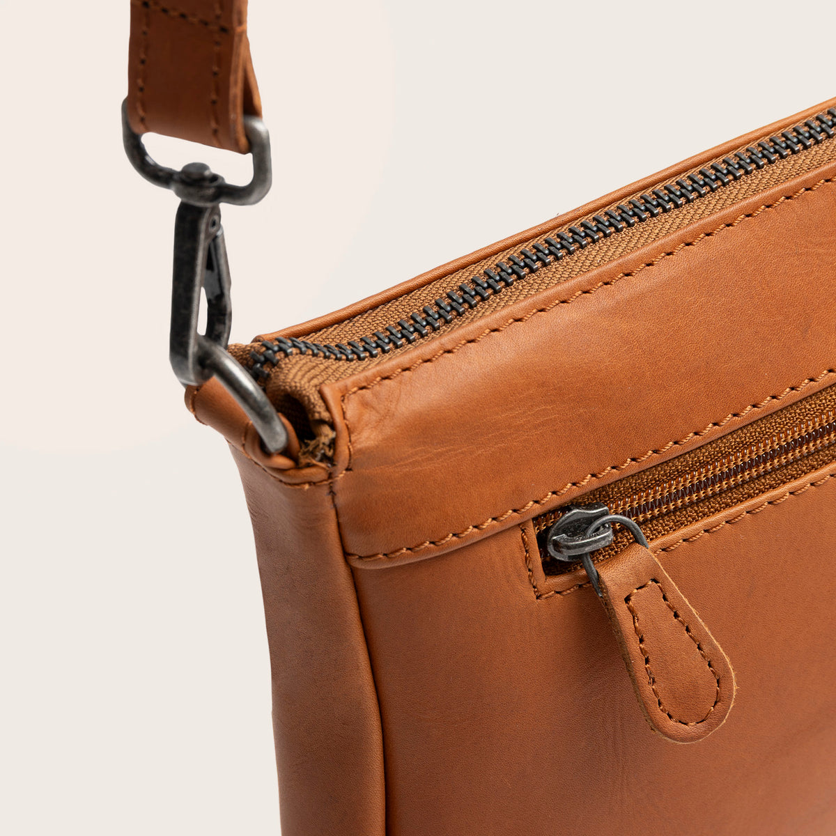 Schultertasche Orinoco C48.1442 von The Chesterfield Brand - Laure Green
