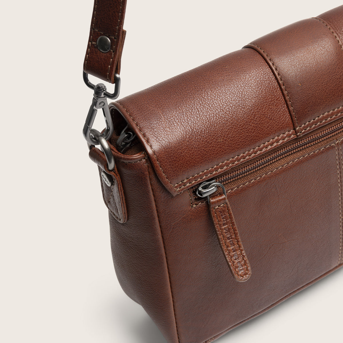 Schultertasche Zora C48.1444 von The Chesterfield Brand - Laure Green