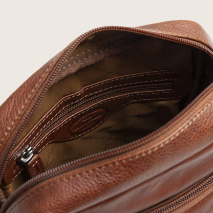 Schultertasche Valtorio C48.1445 von The Chesterfield Brand - Laure Green