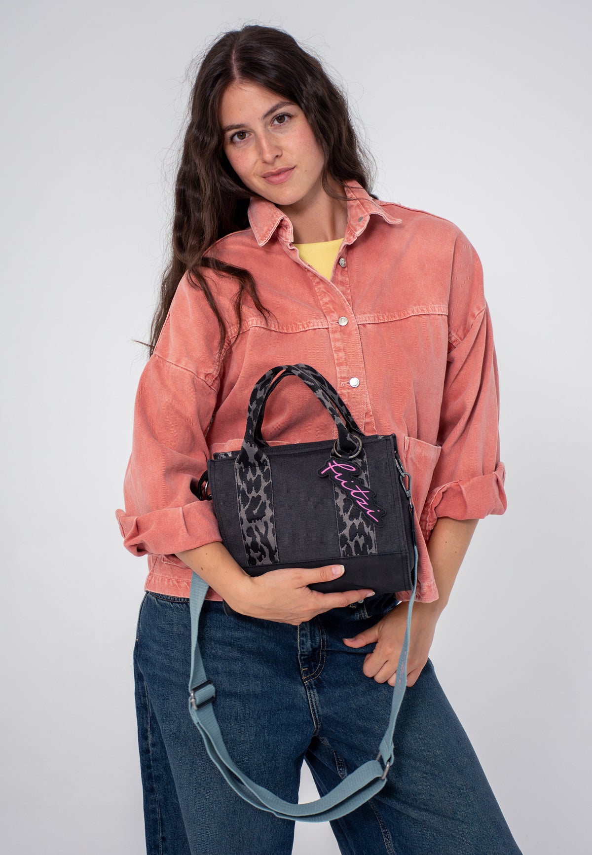 Izzy09 limited Happy Leo Handtasche von Fritzi aus Preussen - Laure Green
