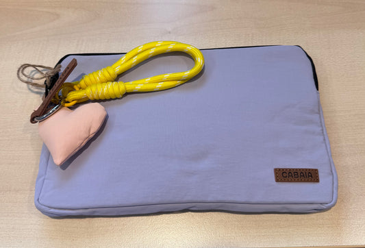 Aufsatztasche aus Recycled Nylon von Cabaia