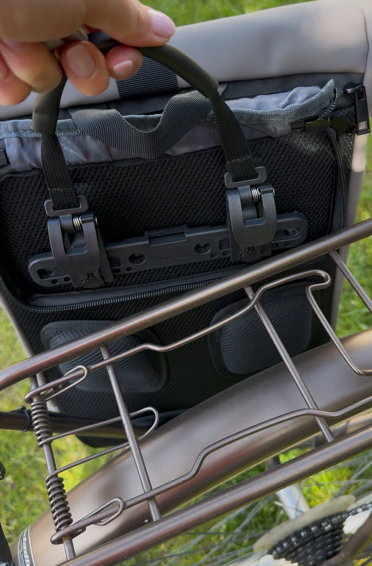 Fahrrad Rucksack Mount Isa DRS25.1616 von Daniel Ray