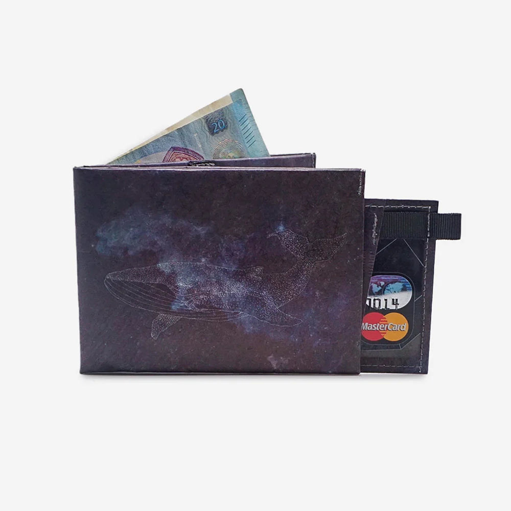 Paprcuts RFID Geldbeutel "Galactic Whale" 1282 aus reißfestem Tyvek - Papier-Alternative