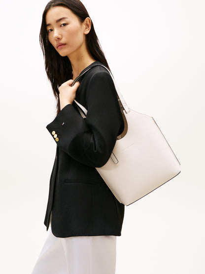 Shopper TH Modern AW0AW18617 von Tommy Hilfiger - Laure Green