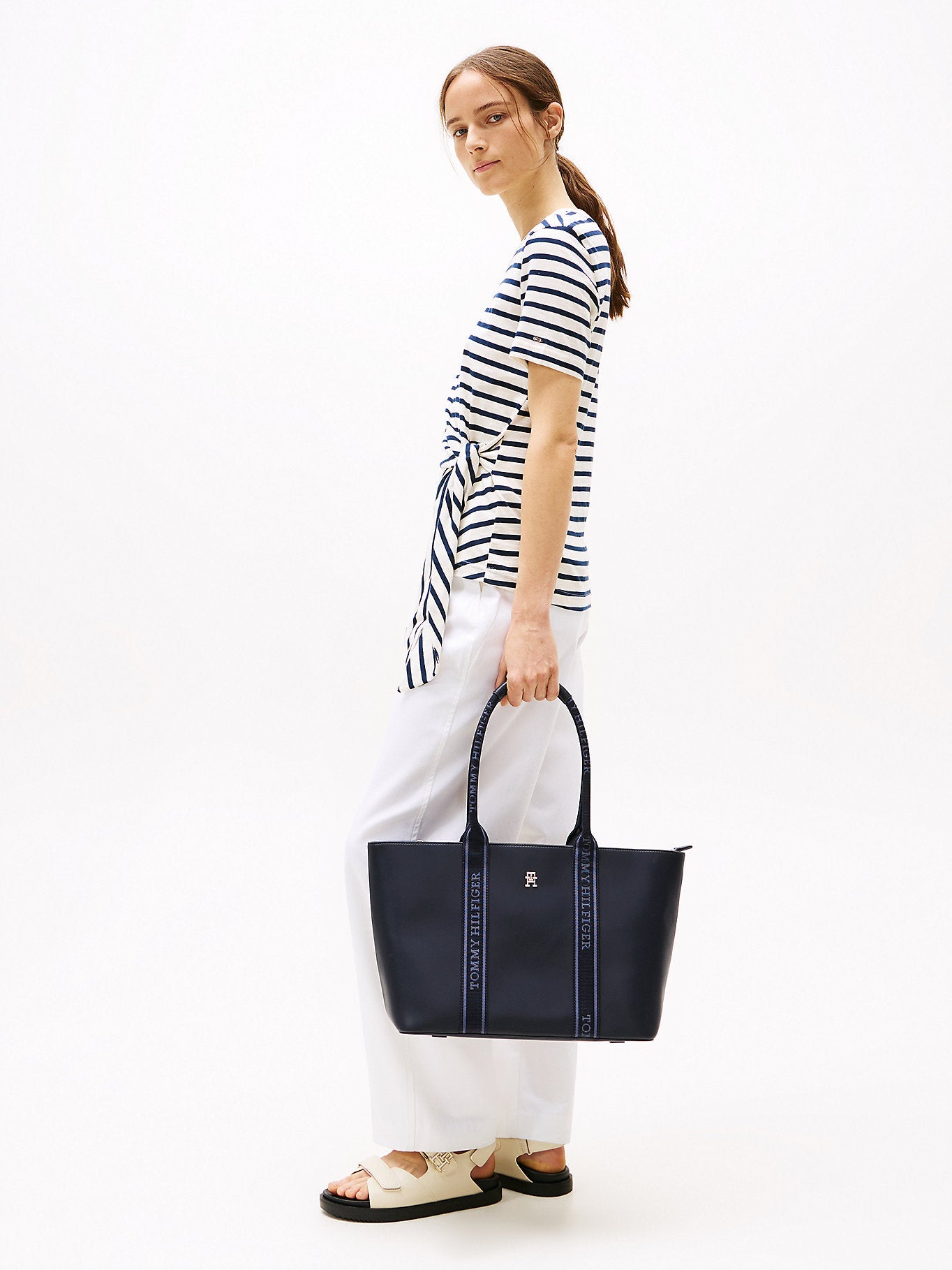 Shopper TH Logotape AW0AW17198 von Tommy Hilfiger - Laure Bags and Travel