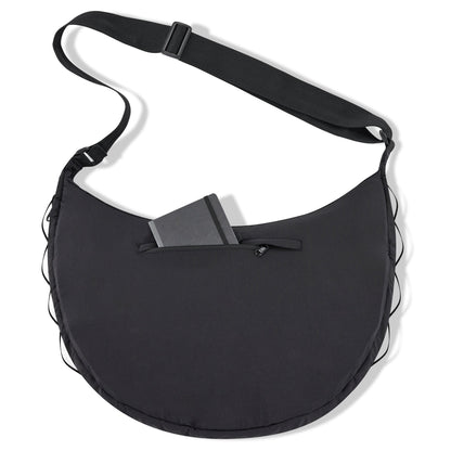 Umhängetasche Half Moon Kaia Large JOHN00903 von Johnny Urban - Laure Bags and Travel